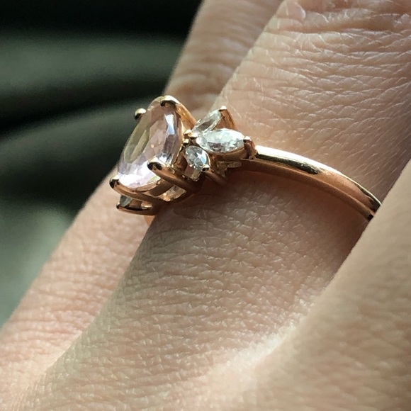 18k ring engagement ring - Picture 9 of 15